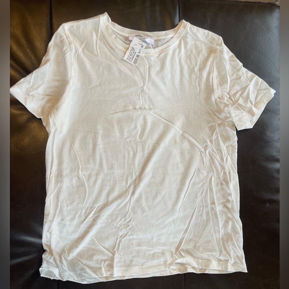 Double zero scoop neck T-shirt